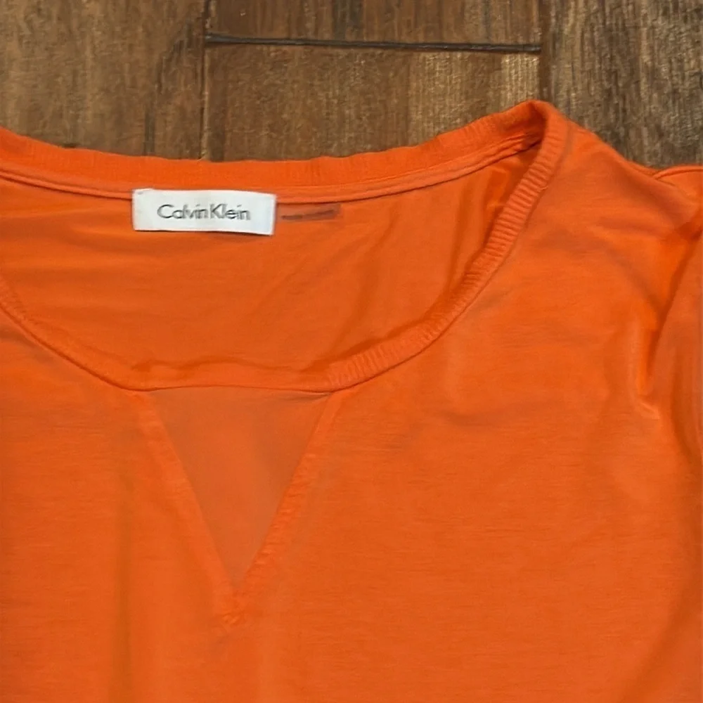 Small Calvin Klein Women's Loose Fitting Orange Blouse Top